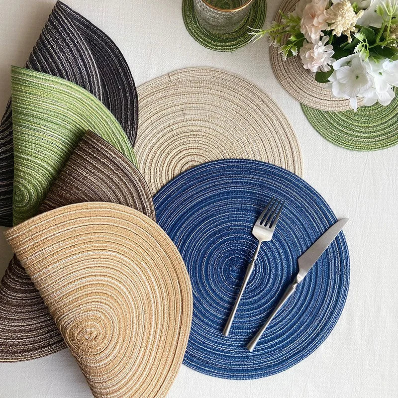 Sets de table tressés ronds – Décoration de table élégante